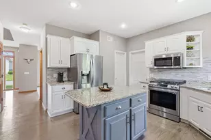 3774 Oxford Dr, Woodbury, MN 55125 - Photo 16
