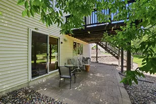 3774 Oxford Dr, Woodbury, MN 55125 - Photo 38