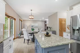 3774 Oxford Dr, Woodbury, MN 55125 - Photo 14