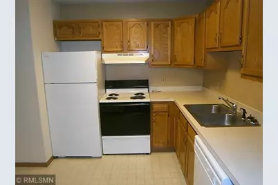 1232 Spruce Court #D, New Richmond, WI 54017 - Photo 6