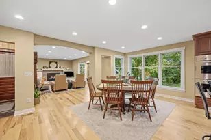 1012 Kaymar Ln, Burnsville, MN 55306 - Photo 18