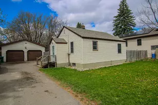 708 Cardinal Ln SW, Alexandria, MN 56308 - Photo 2