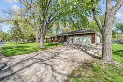 10621 Washington Boulevard NE, Blaine, MN 55434 - Photo 2