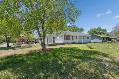 2109 Yellowstone Trail, Brooklyn Park, MN 55444 - Photo 4