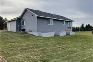 365 Paperjack Dr, New Richmond, WI 54017 - Photo 2