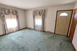 1706 2nd St NE, Austin, MN 55912 - Photo 8