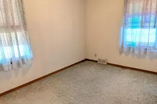 1706 2nd St NE, Austin, MN 55912 - Photo 12