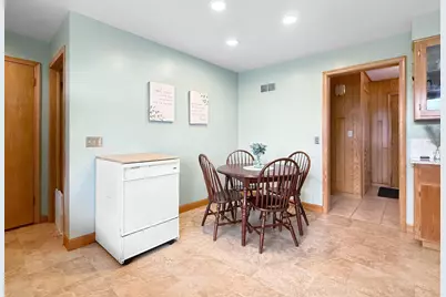 873 S Hampton Street, Fairmont, MN 56031 - Photo 12