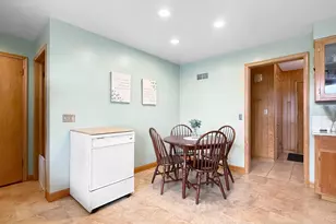 873 S Hampton St, Fairmont, MN 56031 - Photo 12