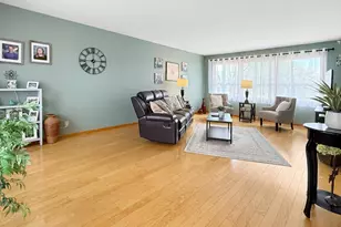873 S Hampton St, Fairmont, MN 56031 - Photo 8