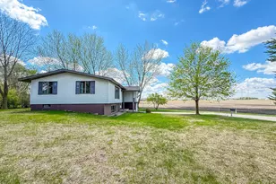 923 Summit Dr, Fairmont, MN 56031 - Photo 46