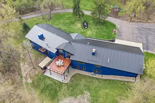 3015 Valleywood Dr SW, Rochester, MN 55902 - Photo 4