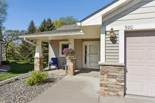 920 Keystone Ct N, Hudson, WI 54016 - Photo 2
