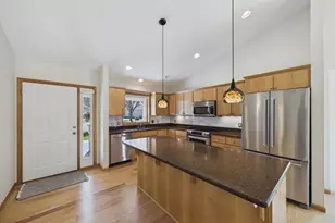 920 Keystone Ct N, Hudson, WI 54016 - Photo 4