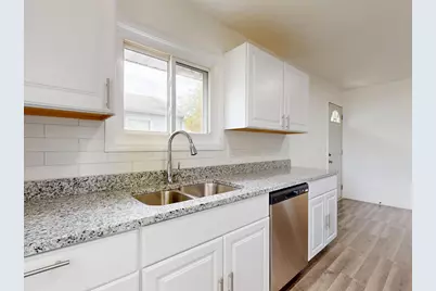 1413 Park Street, Saint Paul, MN 55117 - Photo 4