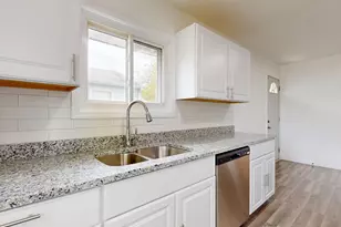 1413 Park St, Saint Paul, MN 55117 - Photo 4