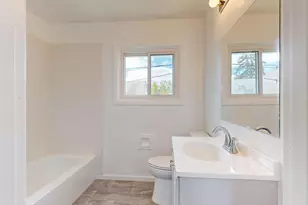 1413 Park St, Saint Paul, MN 55117 - Photo 10