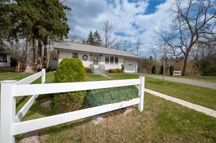 1021 S 7th St, Brainerd, MN 56401 - Photo 2