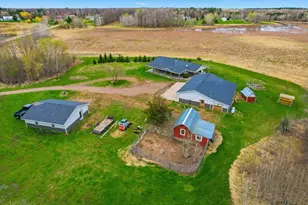 7344 Bluebell Rd, Braham, MN 55006 - Photo 6