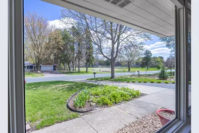 3681 Kenny Lane, White Bear Lake, MN 55110 - Photo 16