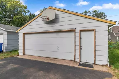 1437 Englewood Avenue, Saint Paul, MN 55104 - Photo 40
