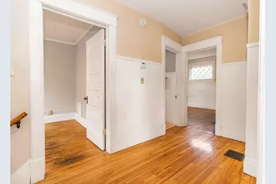 1437 Englewood Avenue, Saint Paul, MN 55104 - Photo 18