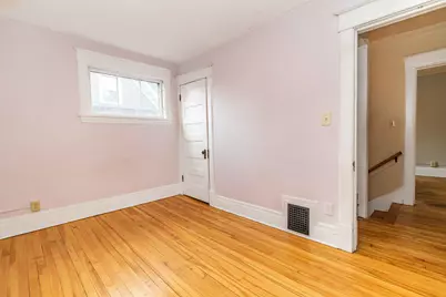 1437 Englewood Avenue, Saint Paul, MN 55104 - Photo 24