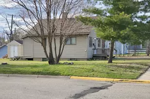 1203 America Ave NW, Bemidji, MN 56601 - Photo 4