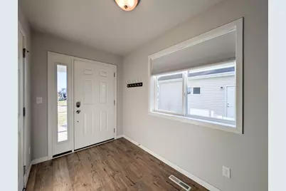 1221 46th Avenue S, Moorhead, MN 56560 - Photo 18