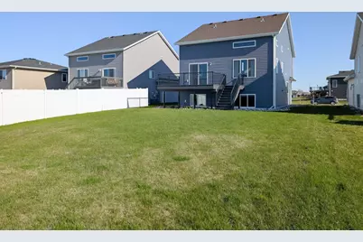 1221 46th Avenue S, Moorhead, MN 56560 - Photo 6