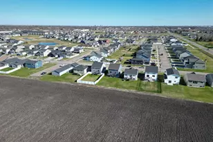 1221 46th Ave S, Moorhead, MN 56560 - Photo 60