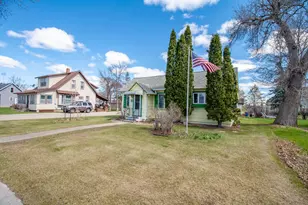 407 Holden Ave, Henning, MN 56551 - Photo 2