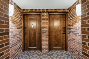 5601 Dewey Hill Rd, Edina, MN 55439 - Photo 6