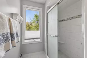 5601 Dewey Hill Rd, Edina, MN 55439 - Photo 28