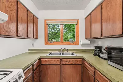 10656 104th Place N, Maple Grove, MN 55369 - Photo 8