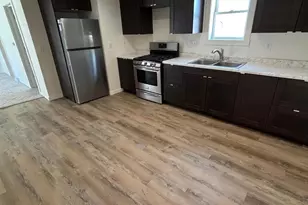 878 Washington St, Prescott, WI 54021 - Photo 6