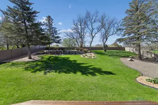 4770 142 Nd Street W, Apple Valley, MN 55124 - Photo 28