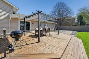 4770 142 Nd Street W, Apple Valley, MN 55124 - Photo 26