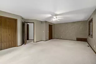 10300 27th Ave N, Plymouth, MN 55441 - Photo 36