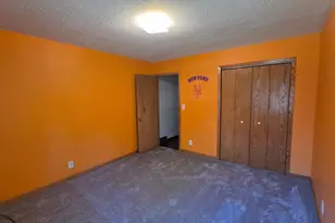 211 13th St, Heron Lake, MN 56137 - Photo 12