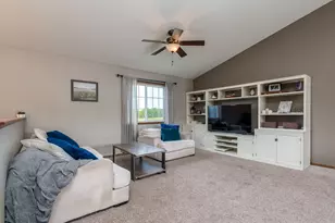 2080 Pratt Circle, Saint Peter, MN 56082 - Photo 4