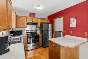 1387 Clarence Ct, Saint Paul, MN 55106 - Photo 14
