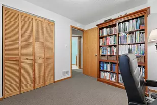 5870 Daniel Ct, Shoreview, MN 55126 - Photo 22