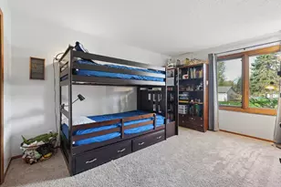 5870 Daniel Ct, Shoreview, MN 55126 - Photo 16
