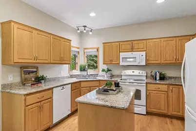 10947 Alexandra Court, Inver Grove Heights, MN 55077 - Photo 12