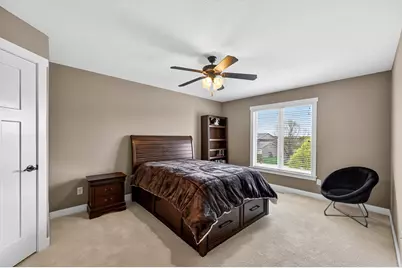 2074 Shannon Oaks Boulevard NE, Rochester, MN 55906 - Photo 24