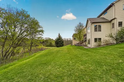 2074 Shannon Oaks Boulevard NE, Rochester, MN 55906 - Photo 40