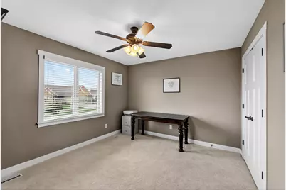 2074 Shannon Oaks Boulevard NE, Rochester, MN 55906 - Photo 26