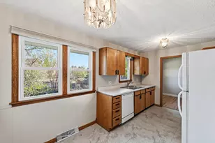 3821 4th Pl NW, Rochester, MN 55901 - Photo 6