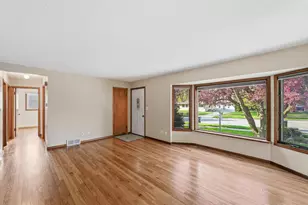 3821 4th Pl NW, Rochester, MN 55901 - Photo 2